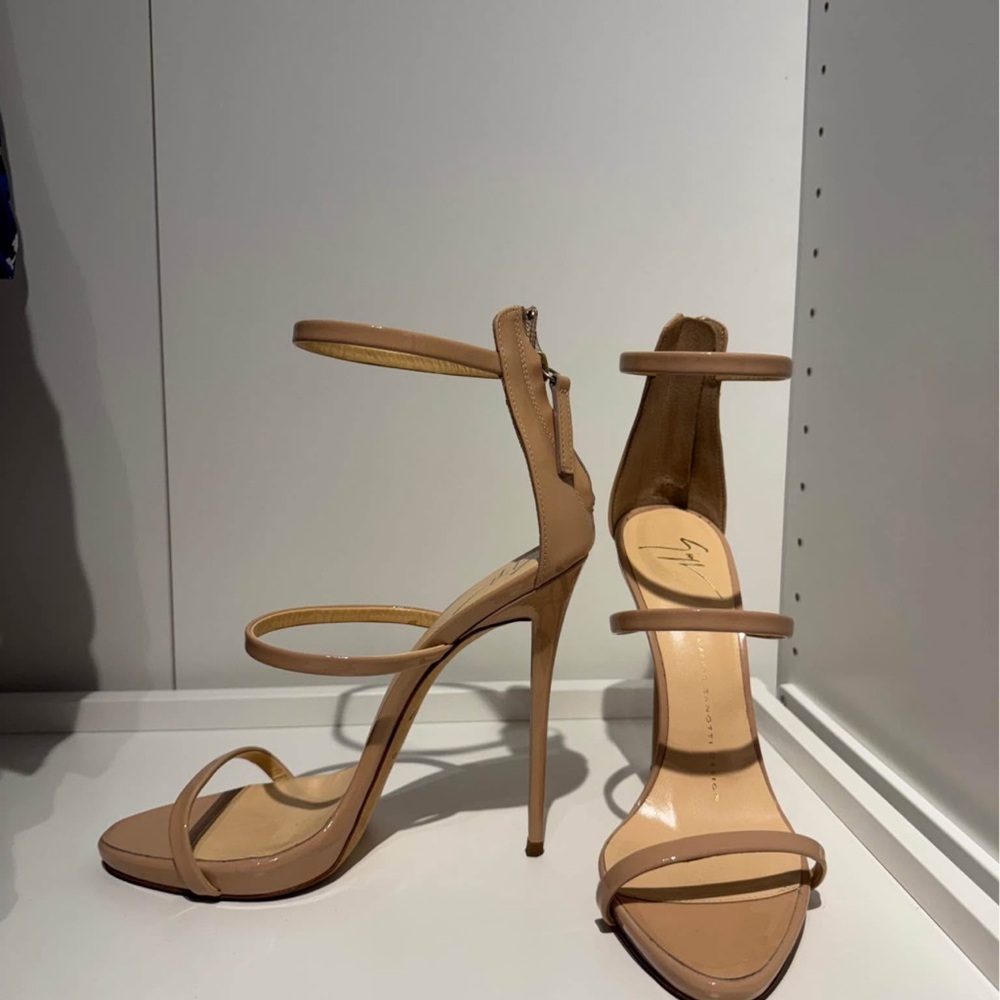 Giuseppe Zanotti heels